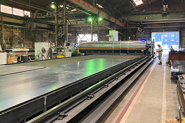 最大500mmを誇る切断厚